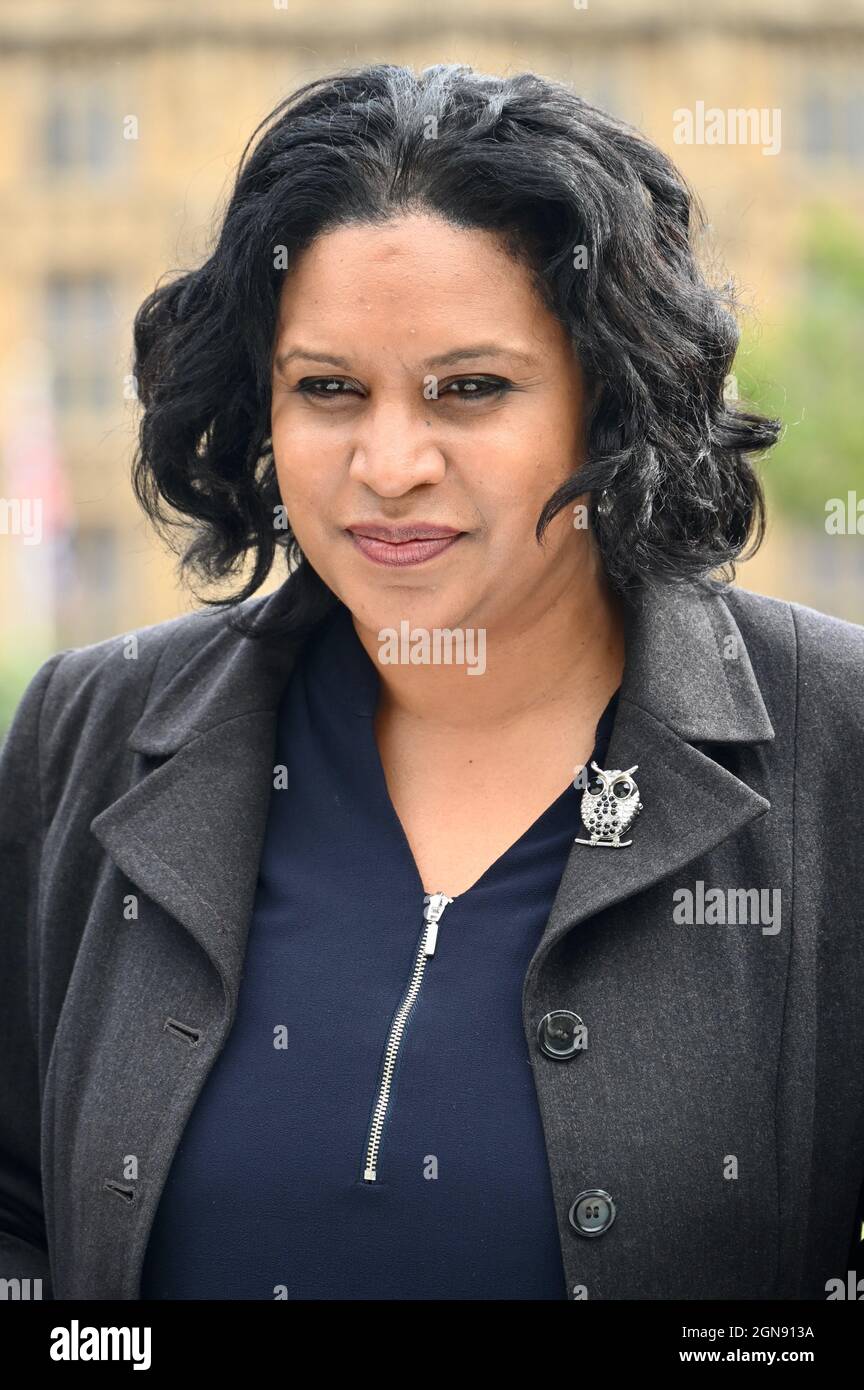 Janet Daby Mp Snakes And Ladders Photocall To Mark The Th Day Since Nazanin Zaghari