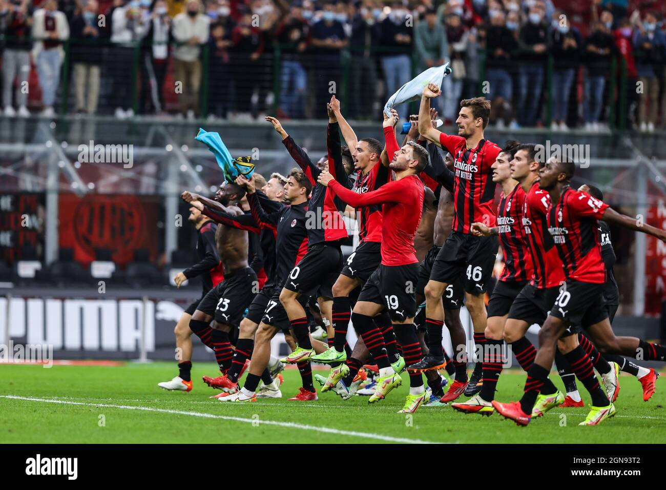Milan, Italy. 22nd Sep, 2021. AC Milan players celebrate their victory  after the Serie A 2021/22 football match between AC Milan and Venezia FC at  Giuseppe Meazza Stadium in Milan.(Final score; AC