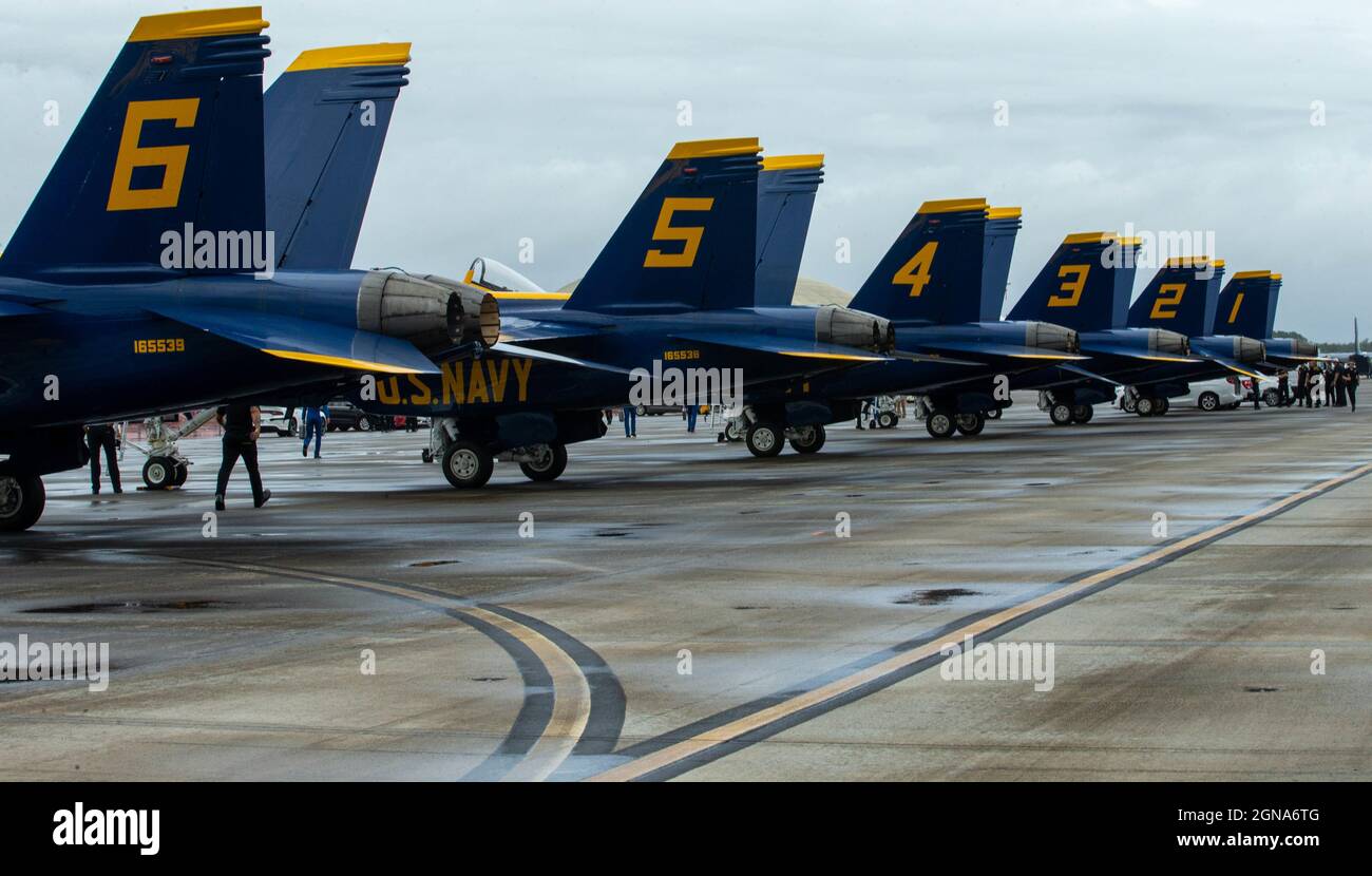 U.S. Navy Blue Angels 1-6 sit on the runway at Marine Corps Air Station (MCAS) Cherry Point, North Carolina, Sept. 23, 2021. The Blue Angels are the headliners for the MCAS Cherry Point 80th anniversary air show, Sept. 25-26, 2021. (U.S. Marine Corps photo by Pfc. Lauralle Walker.) Stock Photo