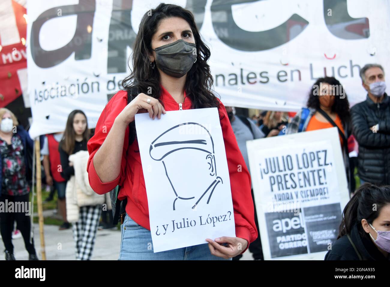 Manifestación reclamando la aparición con vida del desaparecido Jorge Julio López en Buenos Aires, Argentina Stock Photo