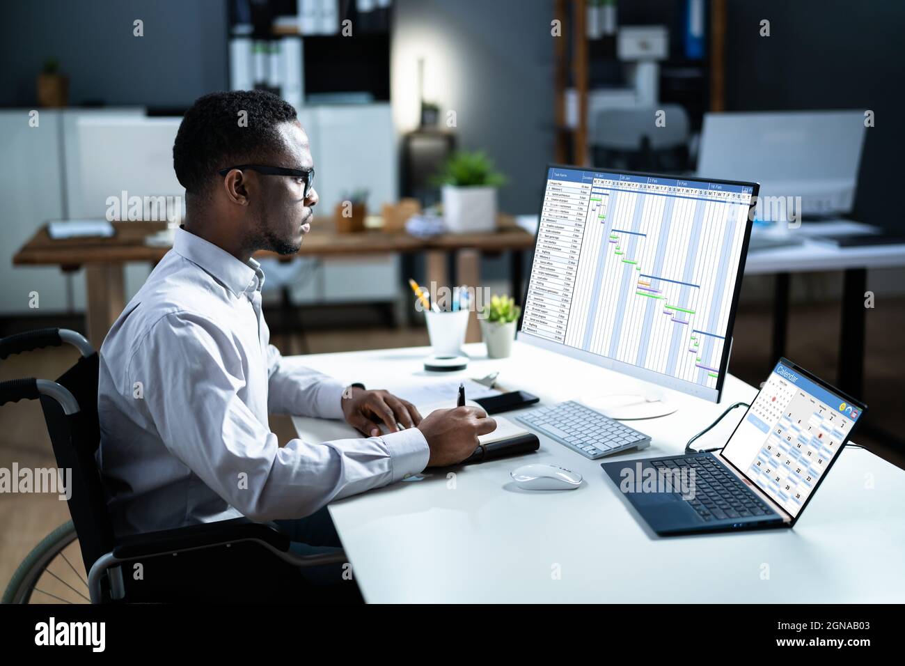 Tech Schedule List On Computer Screen. Gantt Calendar Stock Photo Alamy