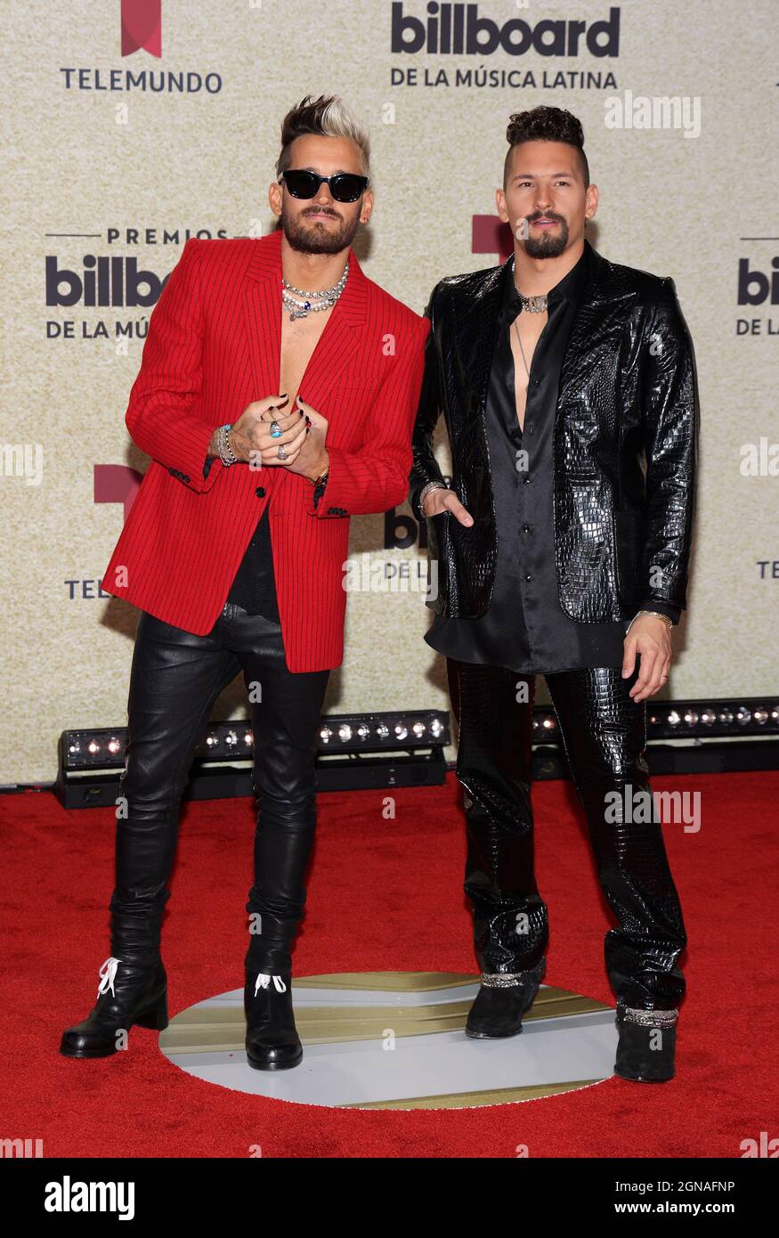 Miami, United States Of America. 23rd Sep, 2021. PREMIOS BILLBOARD DE LA MÚSICA LATINA 2021 -- Mau y Ricky on the red carpet at the Watsco Center in Coral Gables, FL on September 23, 2021 (Photo by Alberto E. Tamargo/Sipa USA) Credit: Sipa USA/Alamy Live News Stock Photo