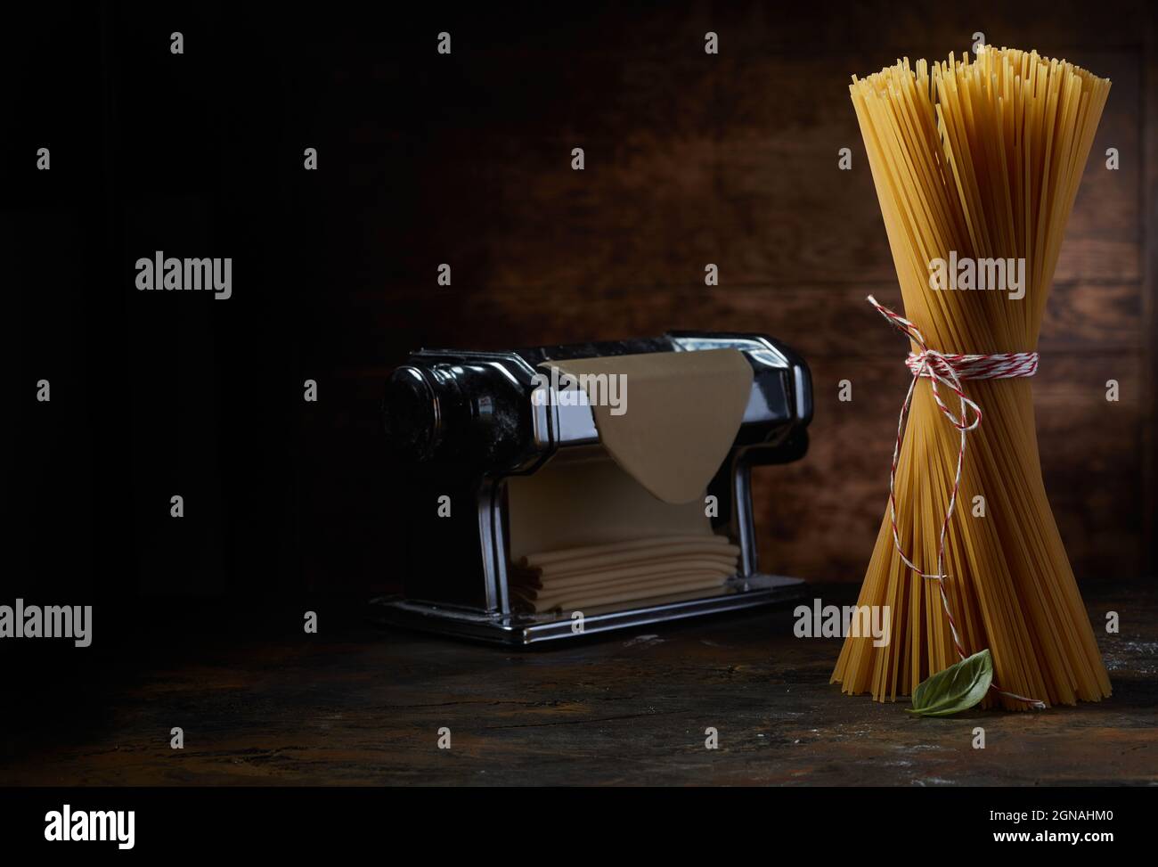 Spaghetti machine hi-res stock photography and images - Alamy