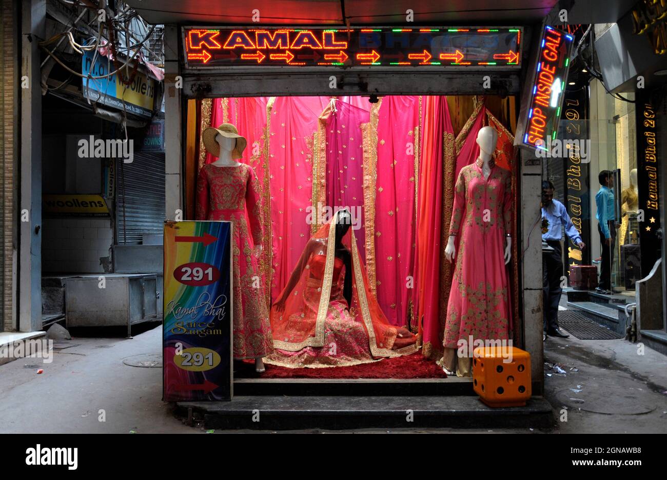 Fancy dress shop top in chandni chowk