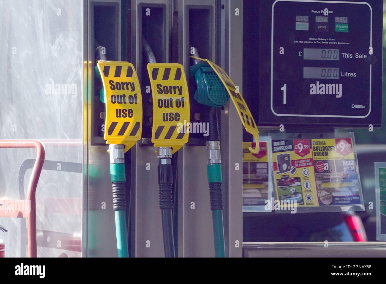Tesco fuel petrol garage filling hires stock photography and images