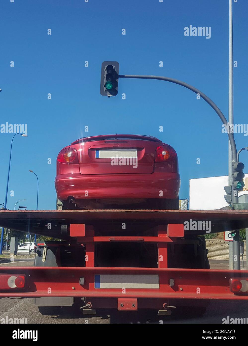 Car tow truck green hires stock photography and images Alamy