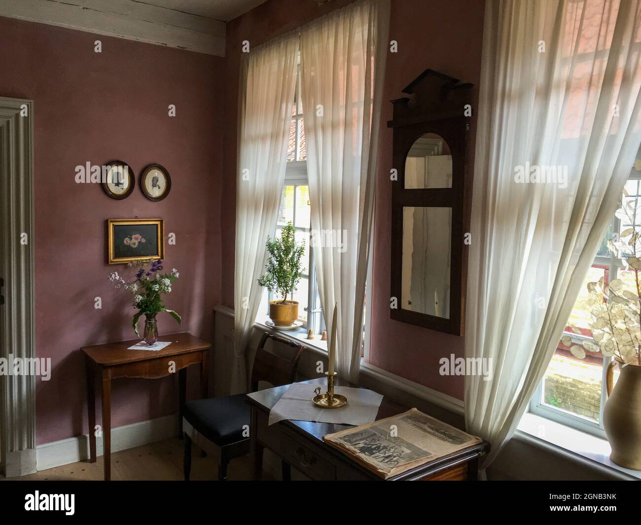 Living room interior vintage hi-res stock photography and images - Alamy