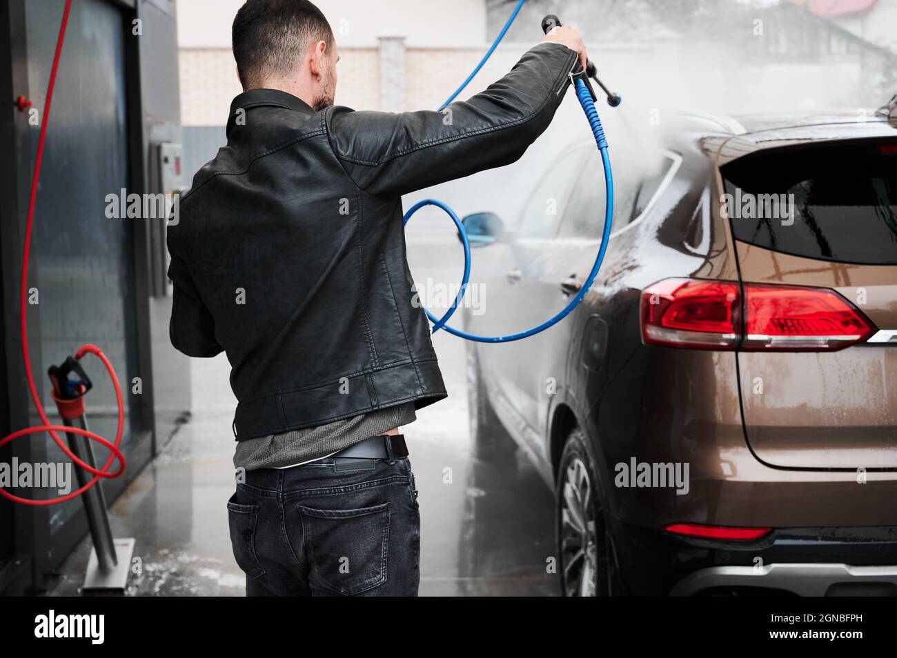 man, car, washing, car wash, guy, men, cars, wash, car washs Stock Photo -  Alamy