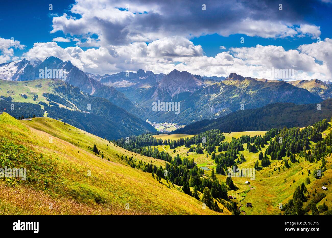 Amazing countryside scene in the Gardena valley. Colorful summer landscape in Dolomite Alps, view from Sella pass in National Park Odle Geisler. South Stock Photo