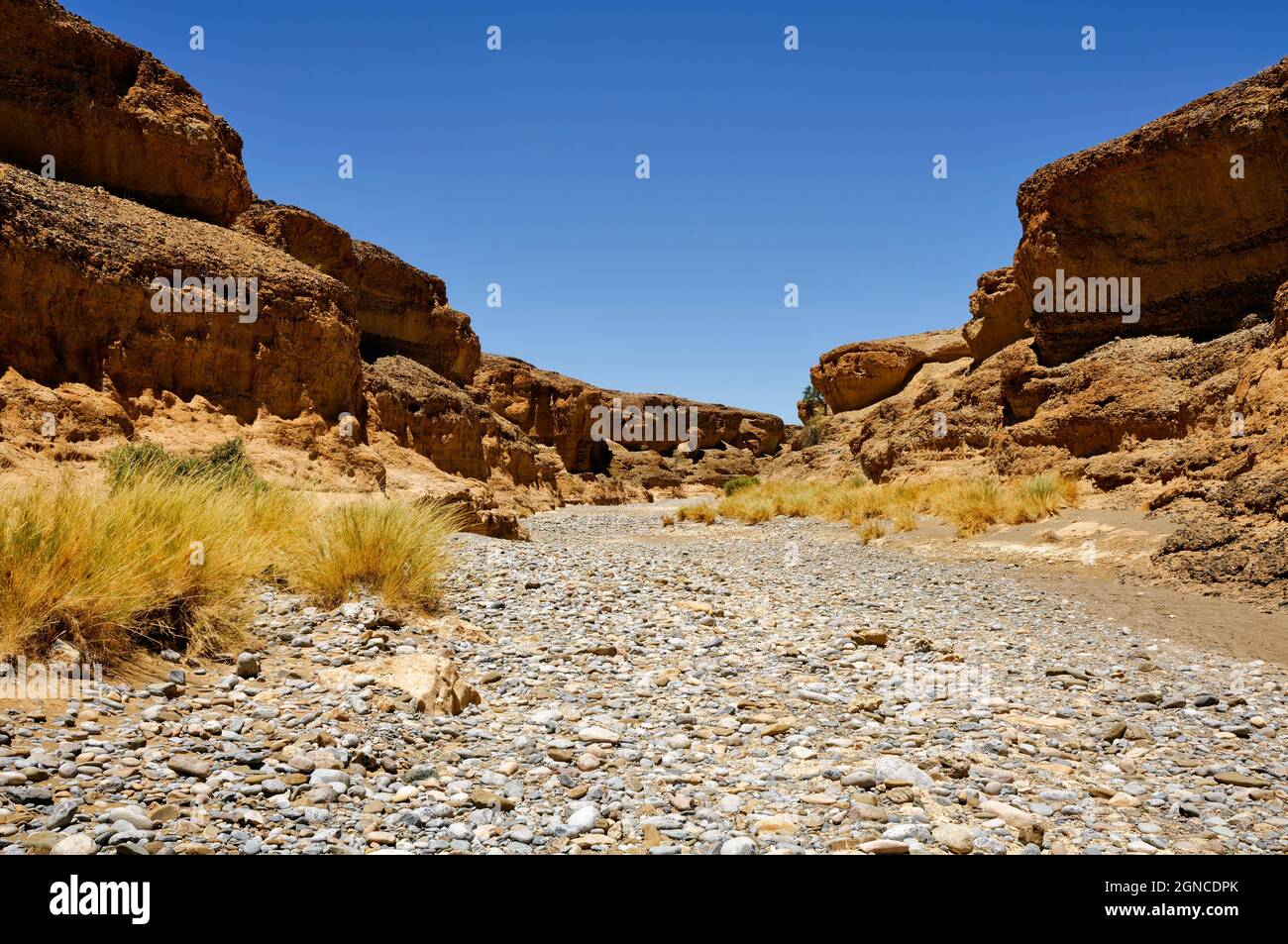 Sesriem Canyon in Namib-Naukluft-Park, Namib desert, Maltahöhe District, Hardap Region, Namibia Stock Photo