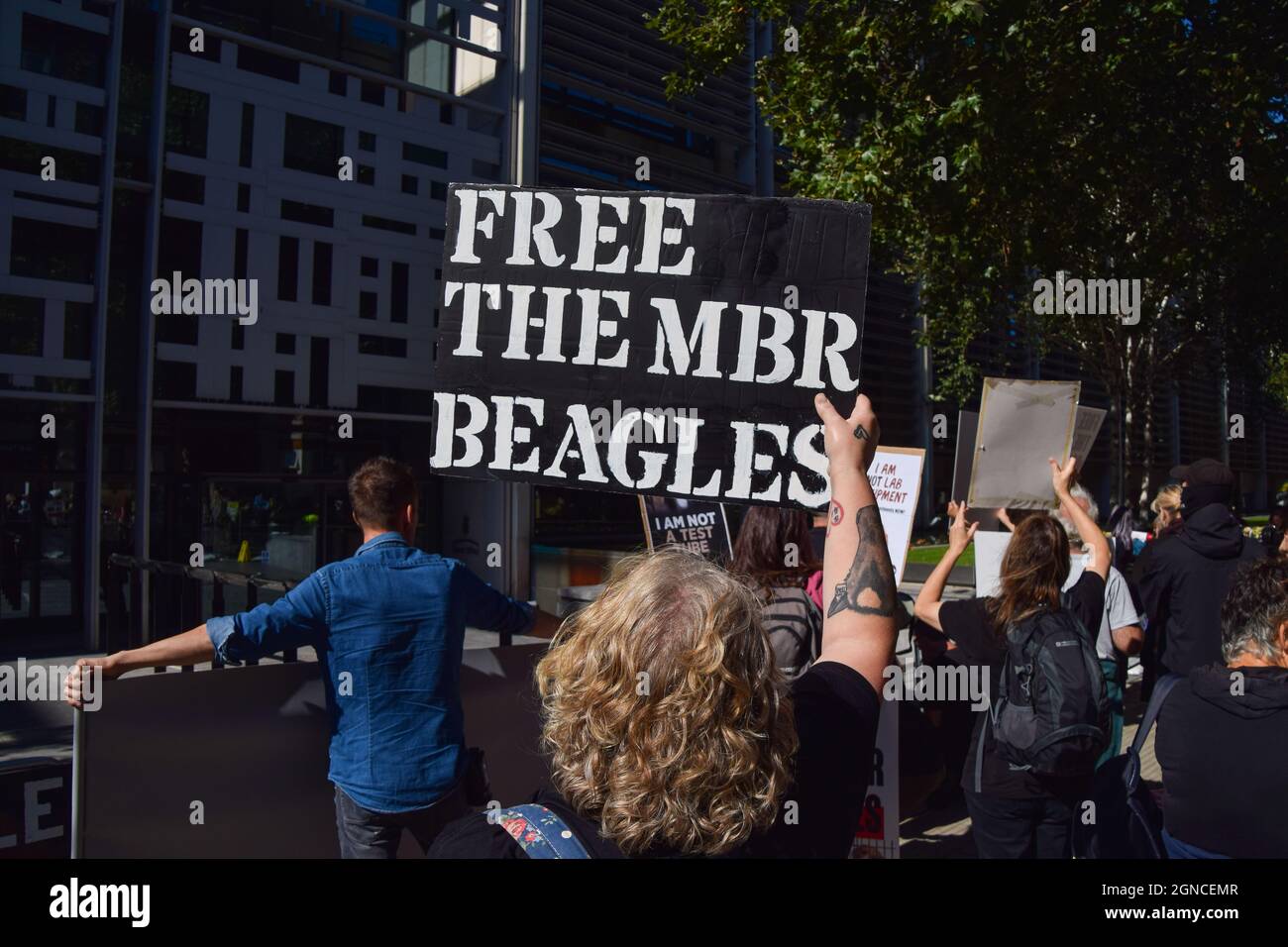 London, UK. 24th September 2021. Activists gathered outside the Home Office demanding the release of the beagles at the MBR Acres breeding facility, and called on the government to end animal testing and experiments. Credit: Vuk Valcic / Alamy Live News Stock Photo