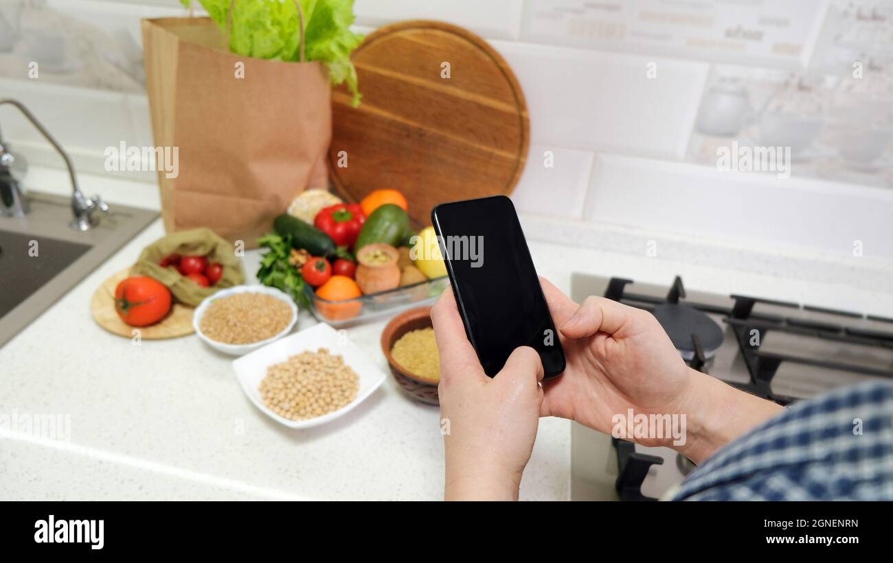 Phone screen mock cooking hi-res stock photography and images - Alamy