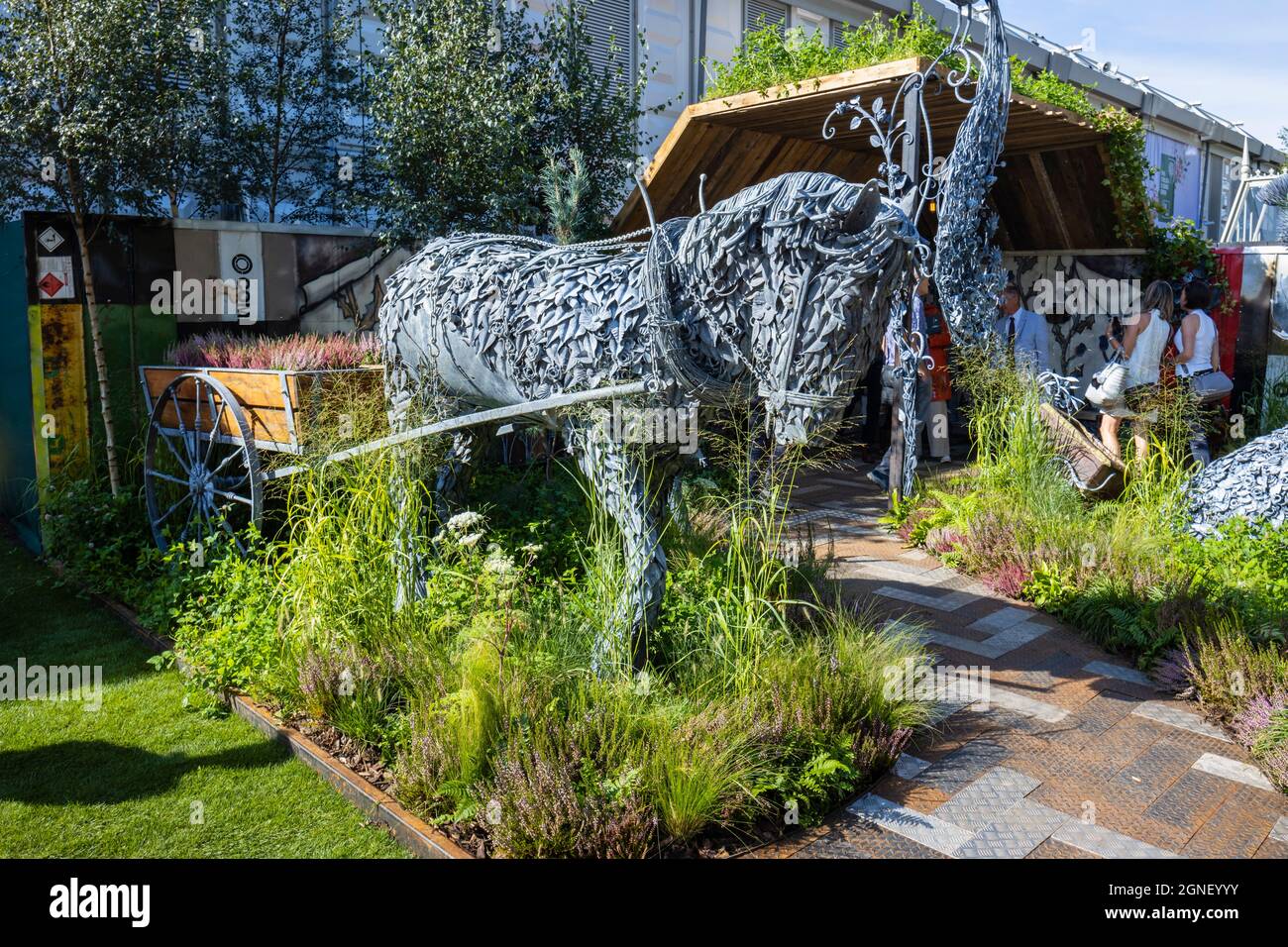 Horse and cart metal animal sculpture by ArtFe blacksmith Kev Paxton at RHS  Chelsea Flower Show, London SW3 in September 2021 Stock Photo - Alamy