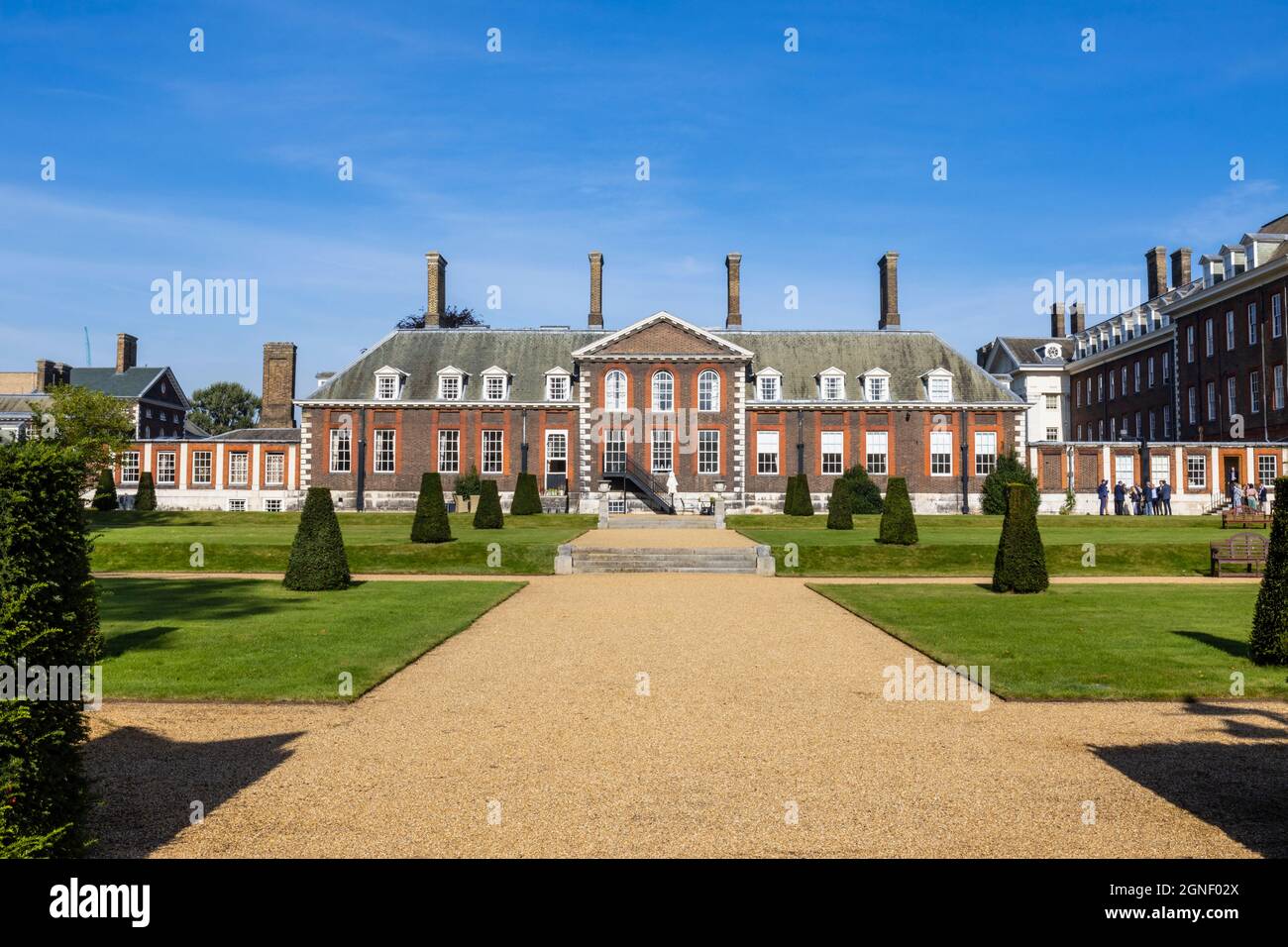 Light Horse Court in the Royal Hospital Chelsea, south-west London SW3 on a sunny day with blue sky in September 2021 Stock Photo