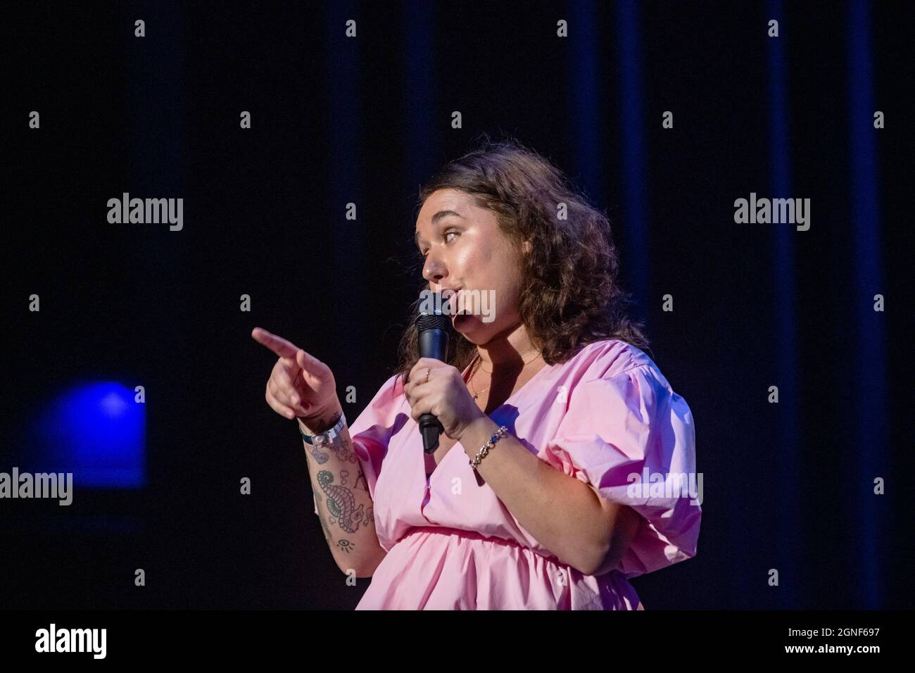 AUSTIN, TEXAS - SEPTEMBER 24: Liza Treyger performs onstage during the Moontower Comedy Festival on September 24, 2021 in Austin, Texas.(Photo by Maggie Boyd/SipaUSA) Credit: Sipa USA/Alamy Live News Stock Photo