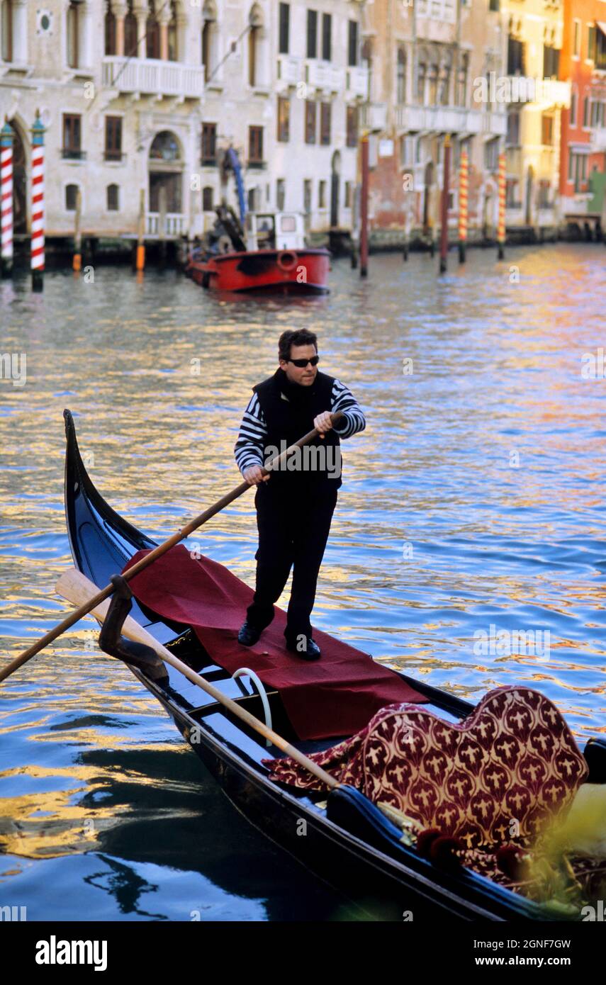 ITALY, VENETO REGION, VENICE, GONDOLA ON THE GRAND CANAL Stock Photo ...