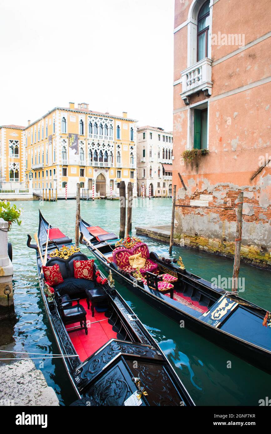 Venice palace of veneto region hi-res stock photography and images - Alamy