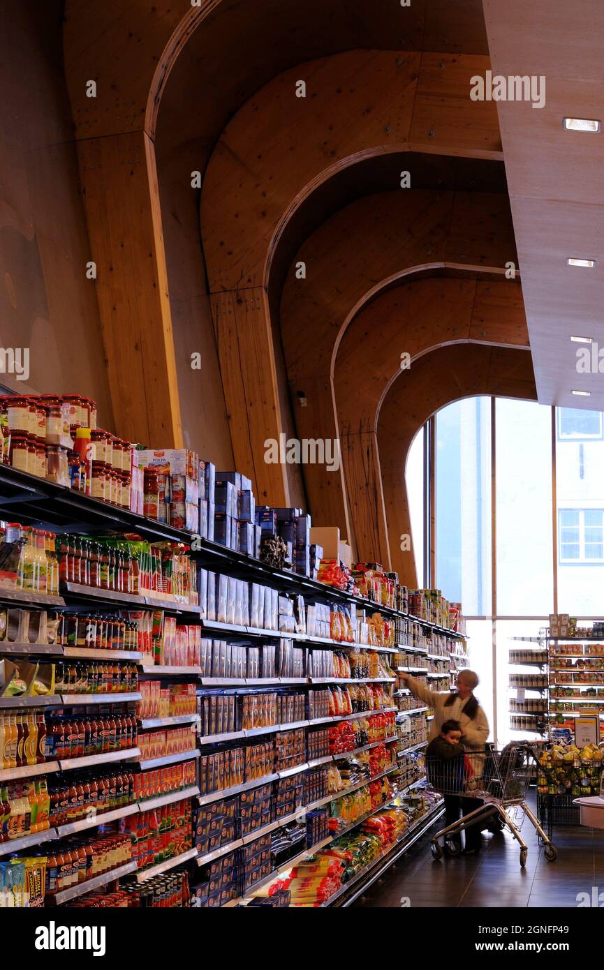 Supermarket architecture austria hires stock photography and images