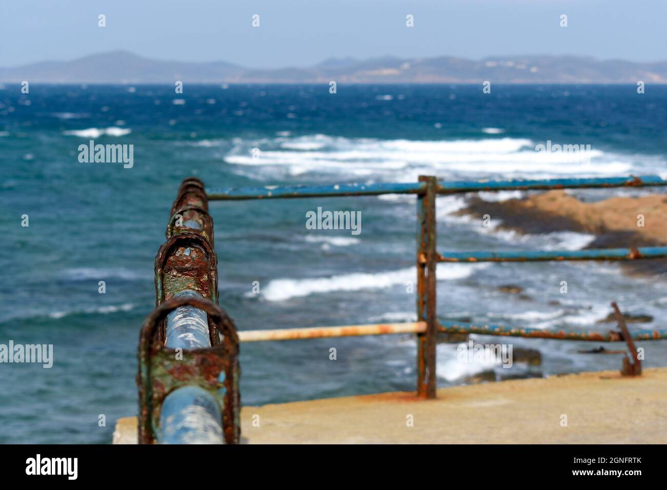Metal balcony railings hi-res stock photography and images - Alamy