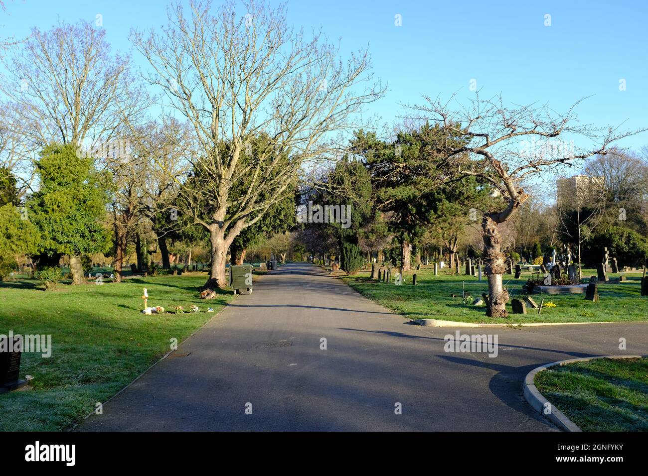 Lambeth cemetery hires stock photography and images Alamy