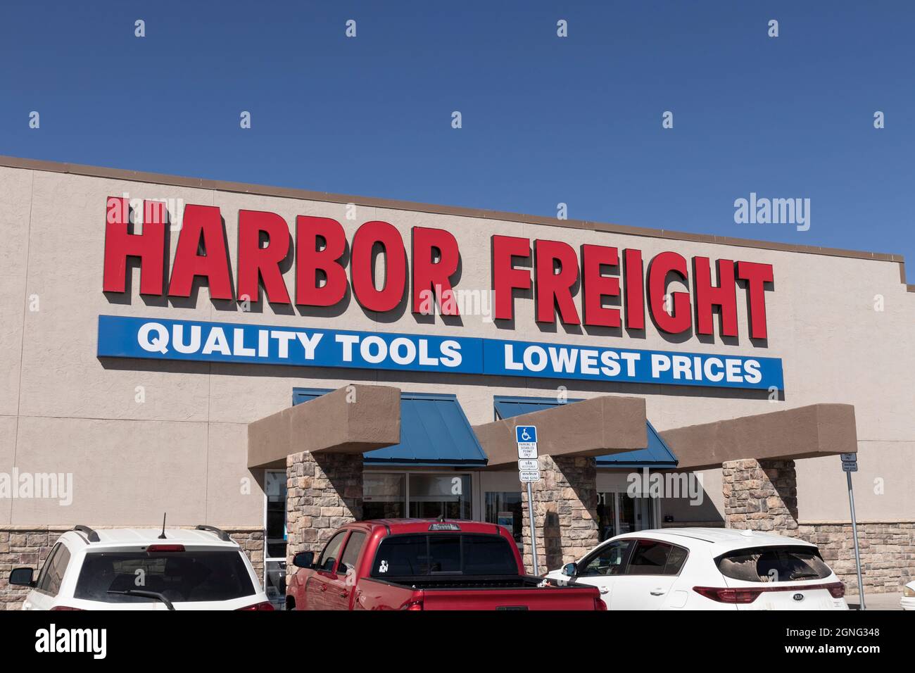 Gallup Circa September 2021 Harbor Freight Tools Strip Mall Location