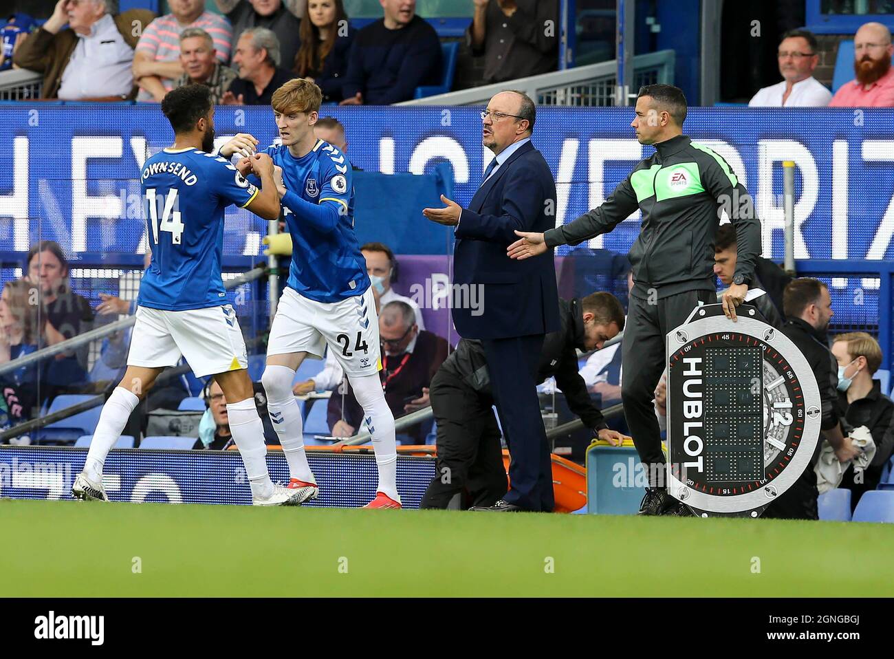 Everton Uk 25th Sep 21 Andros Townsend Of Everton L Is Replaced By Anthony Gordon Of Everton Premier League Match Everton V Norwich City At Goodison Park In Liverpool On Saturday 25th