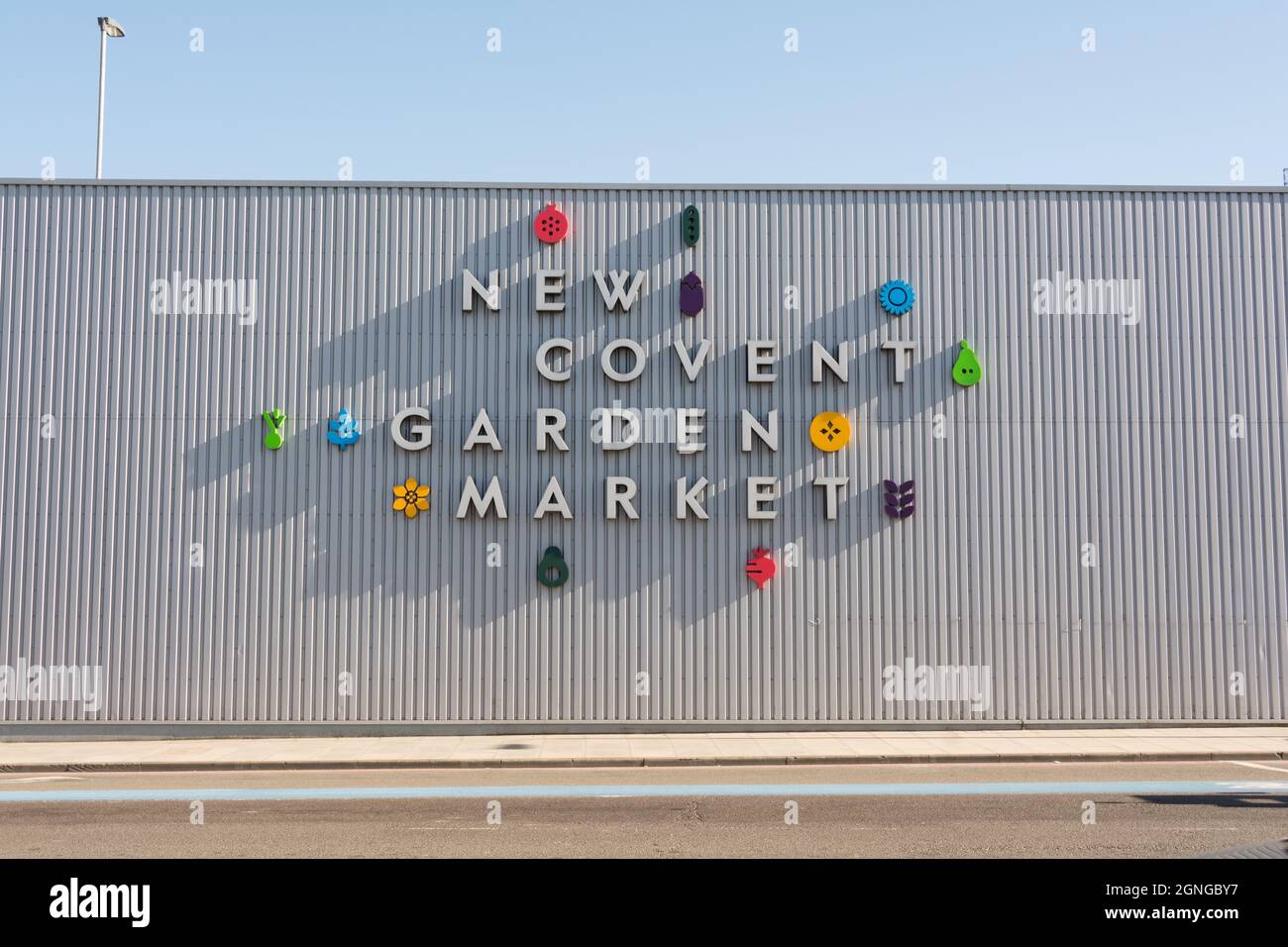 Signage outside the New Covent Garden Market at Nine Elms, Battersea, London, England, UK Stock Photo