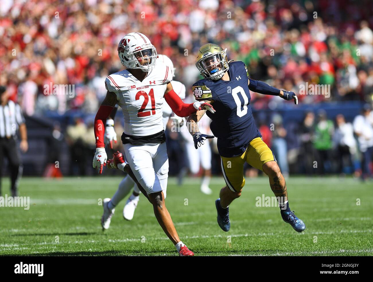 Chicago, Illinois, USA. 25th Sep, 2021. Notre Dame Fighting Irish wide