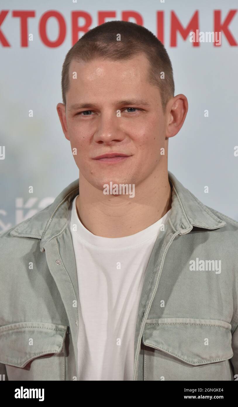 Max Grove Actor Cologne, Germany. 25th Sep, 2021. Actor Max von der Groeben comes to ...