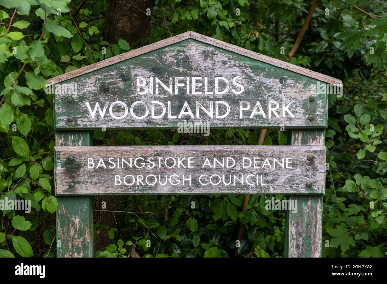 Binfields woodland hires stock photography and images Alamy