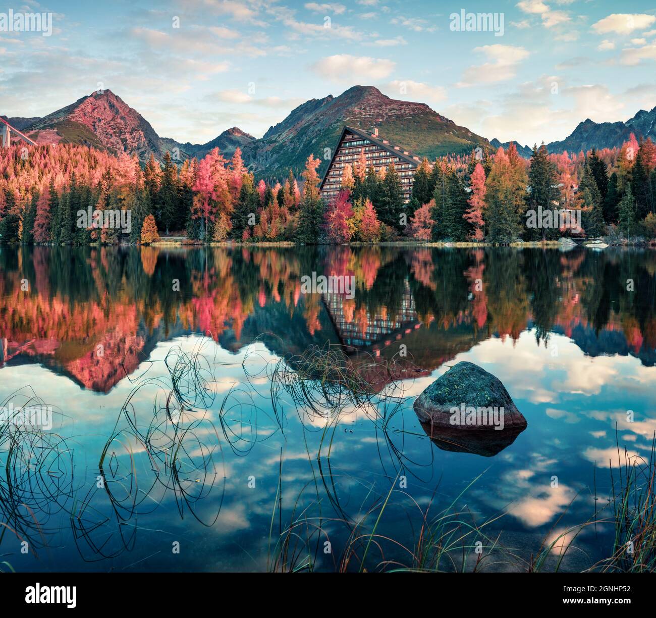 Stunning autumn view of Strbske pleso lake. Picturesque morning scene of  High Tatras National Park, Slovakia, Europe. Beauty of nature concept  backgro Stock Photo - Alamy, image size:1300x1224