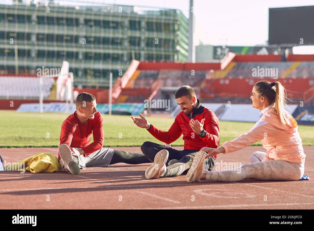 Beautiful women athletes hi-res stock photography and images - Alamy