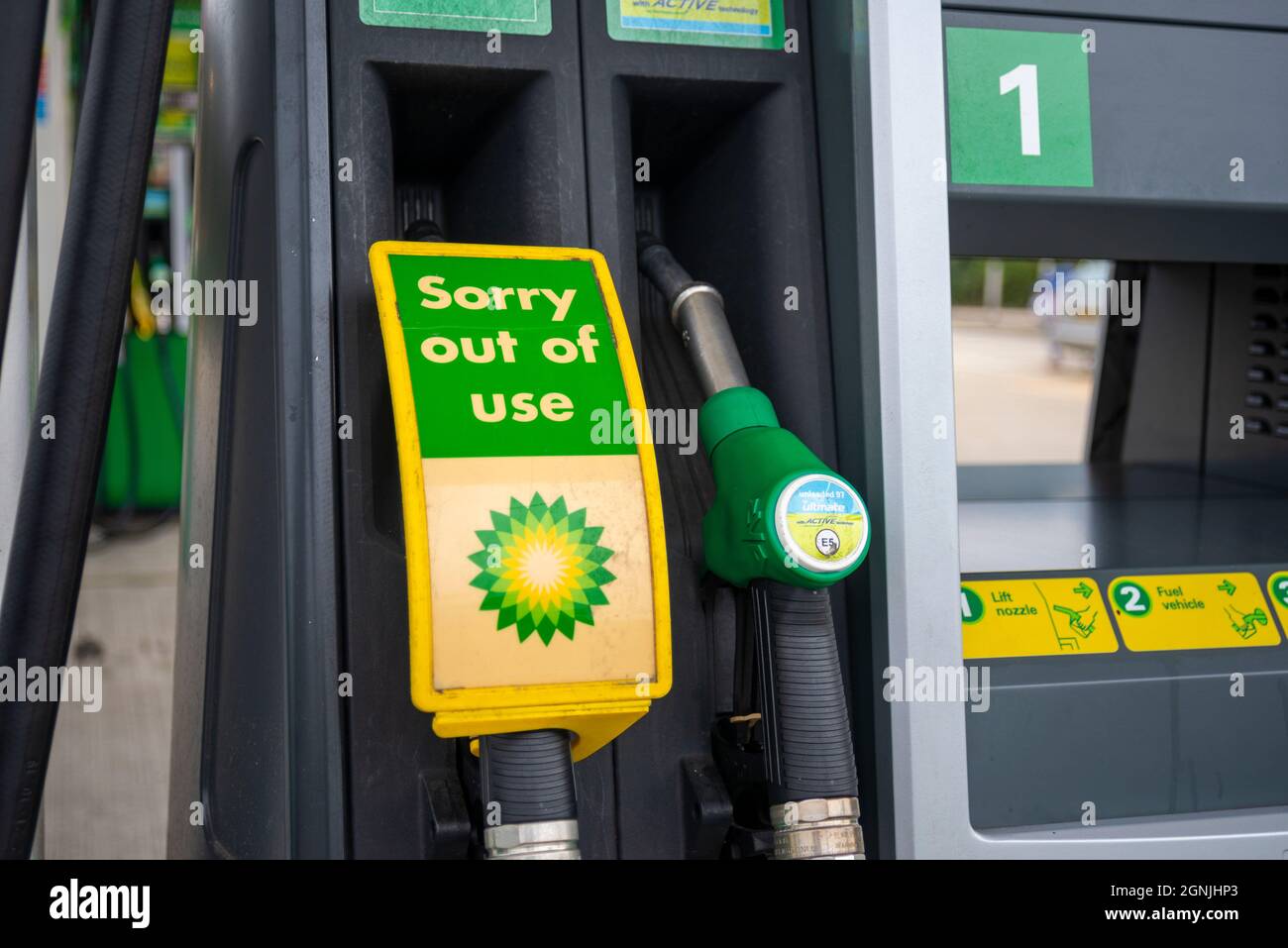 West Road, Southend on Sea, Essex, UK. 26th Sep, 2021. Following the panic buying of fuel a BP petrol station in Southend on Sea still hasn't received a delivery and remains closed Stock Photo