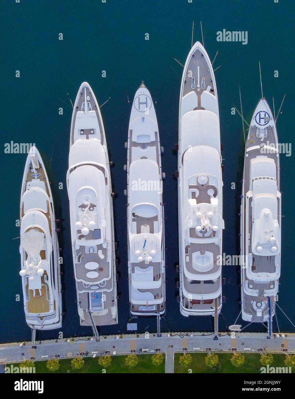 An aerial view of big white yachts in the harbor Stock Photo - Alamy