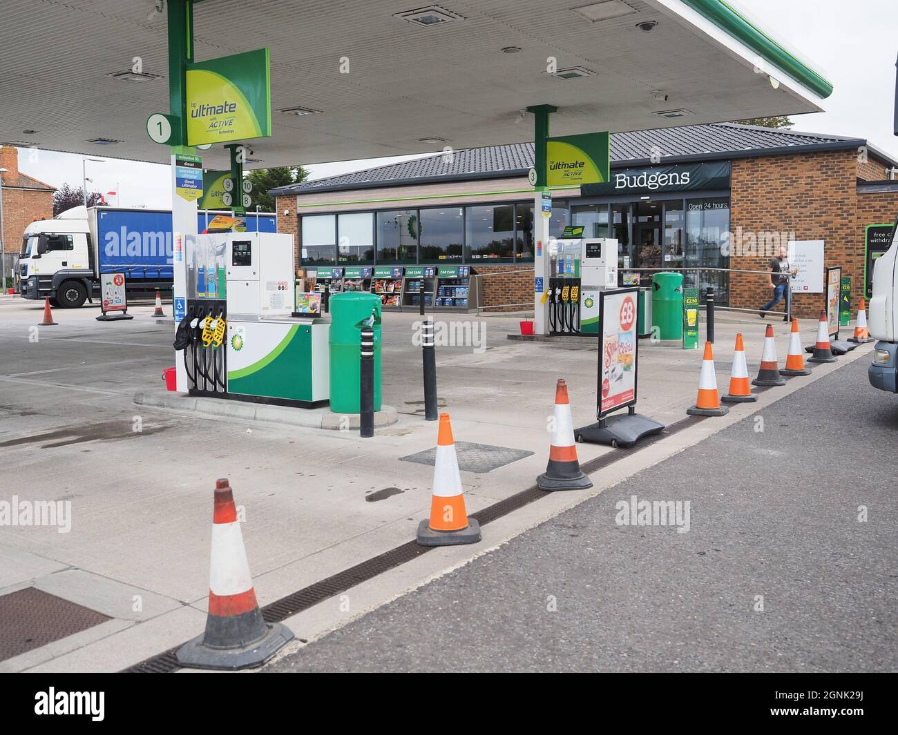 Queenborough, Kent, UK. 26th September, 2021. There was still no fuel at BP's Queenborough corner garage in Kent this lunchtime - it would appear to have been coned off and without fuel for over 24 hours or more now. Credit: James Bell/Alamy Live News Stock Photo