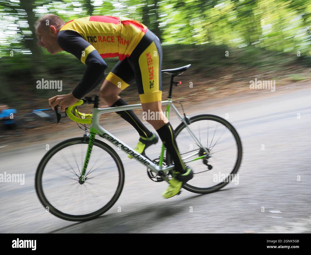 Hollingbourne, Kent, UK. 26th September, 2021. Photos from the annual 'Hollingbourne Hill Climb' cycling time trial organised by Wigmore Cycling Club. This is one of the shortest but most punishing time trials around. The course is the best part of a mile up the grueling Hollingbourne Hill which rises at a very steep gradient over the north downs in Kent, with the gradient increasing even further half way up!  41 competitors from around the South East took part in this end of season event. Credit: James Bell/Alamy Live News Stock Photo