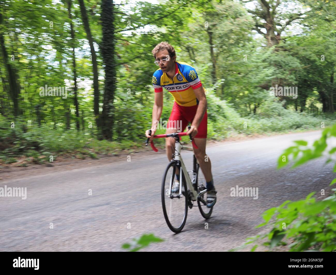 Hollingbourne, Kent, UK. 26th September, 2021. Photos from the annual 'Hollingbourne Hill Climb' cycling time trial organised by Wigmore Cycling Club. This is one of the shortest but most punishing time trials around. The course is the best part of a mile up the grueling Hollingbourne Hill which rises at a very steep gradient over the north downs in Kent, with the gradient increasing even further half way up!  41 competitors from around the South East took part in this end of season event. Credit: James Bell/Alamy Live News Stock Photo