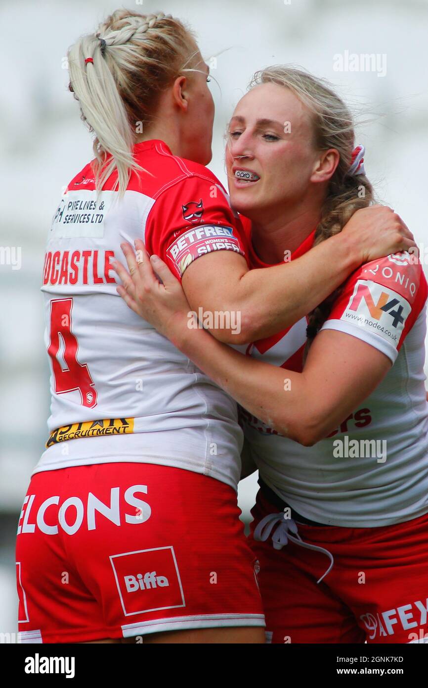 Jodie cunningham st helens hires stock photography and images Alamy