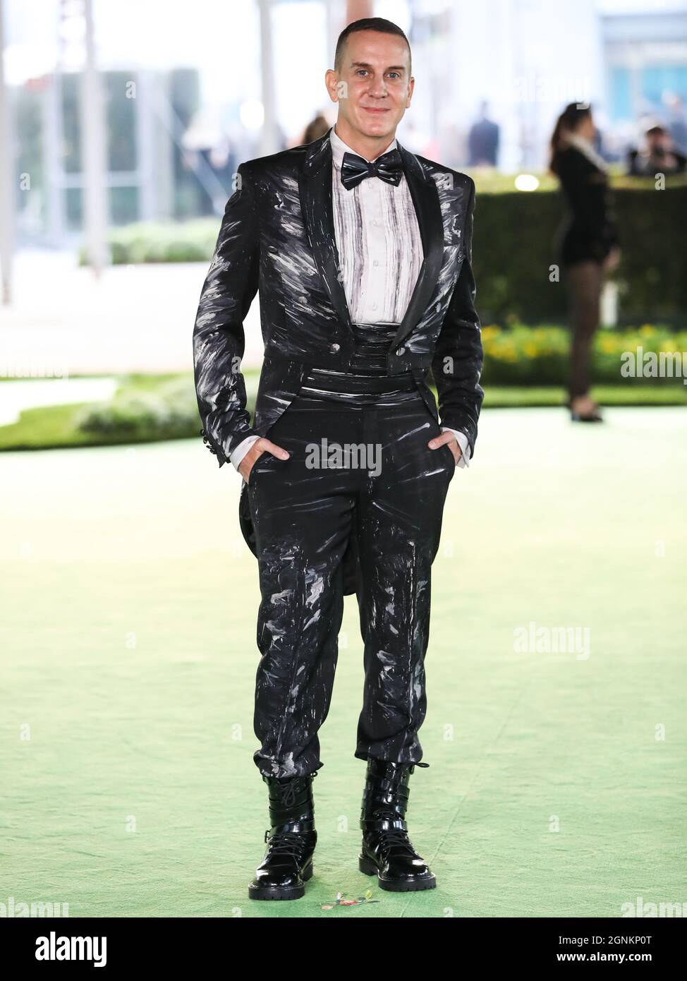 LOS ANGELES, CALIFORNIA, USA - SEPTEMBER 25: Fashion designer Jeremy ...