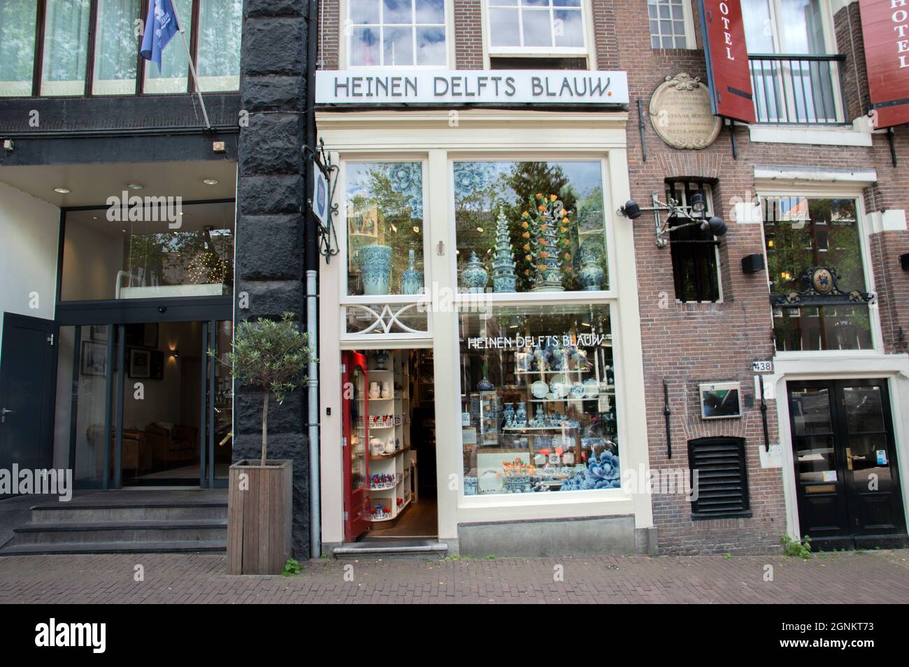 Heinen Delfts Blauw Shop At Amsterdam The Netherlands 2019 Stock Photo -  Alamy