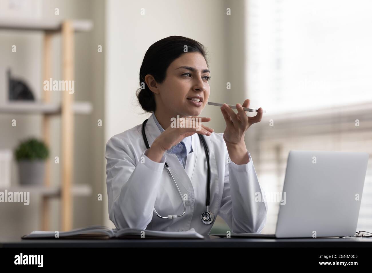Indian doctor with female patient hi-res stock photography and images ...
