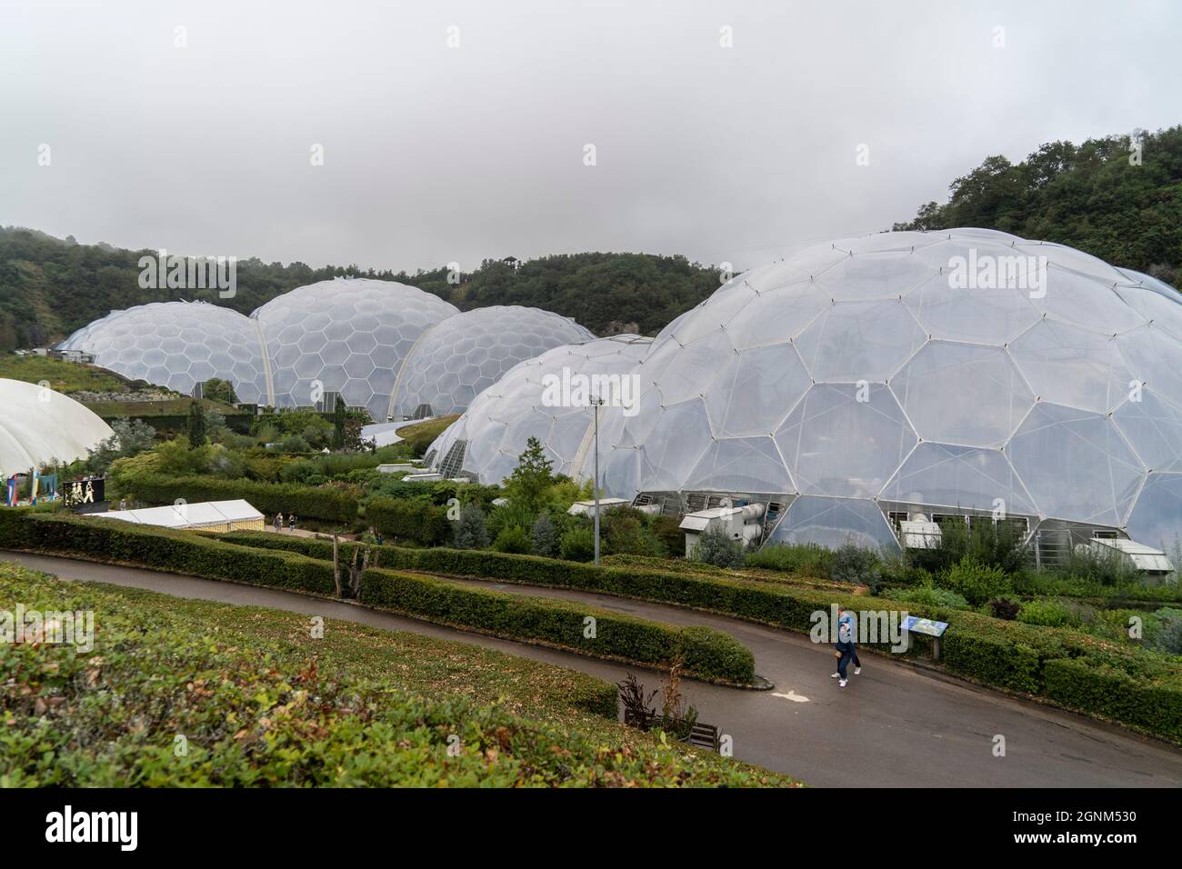 Large green houses at the Eden Project in Cornwall, UK. 08.09.21 Stock
