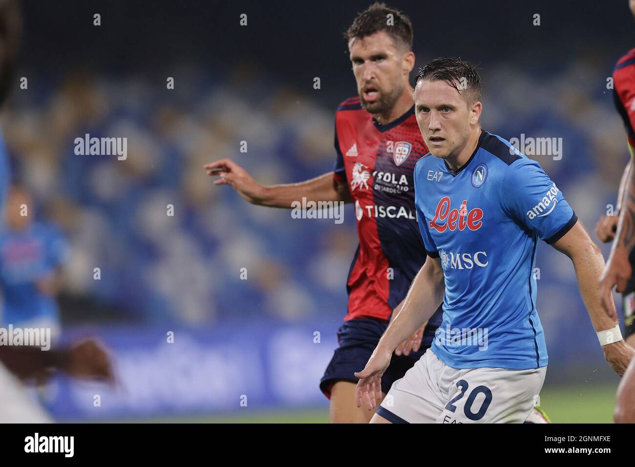 Napoli, Italia. 26th Sep, 2021. Piotr Zielinski of SSC Napoli during the  Serie A 2021/2022 football match between SSC Napoli and Cagliari Calcio at  Diego Armando Maradona stadium in Napoli (Italy), September