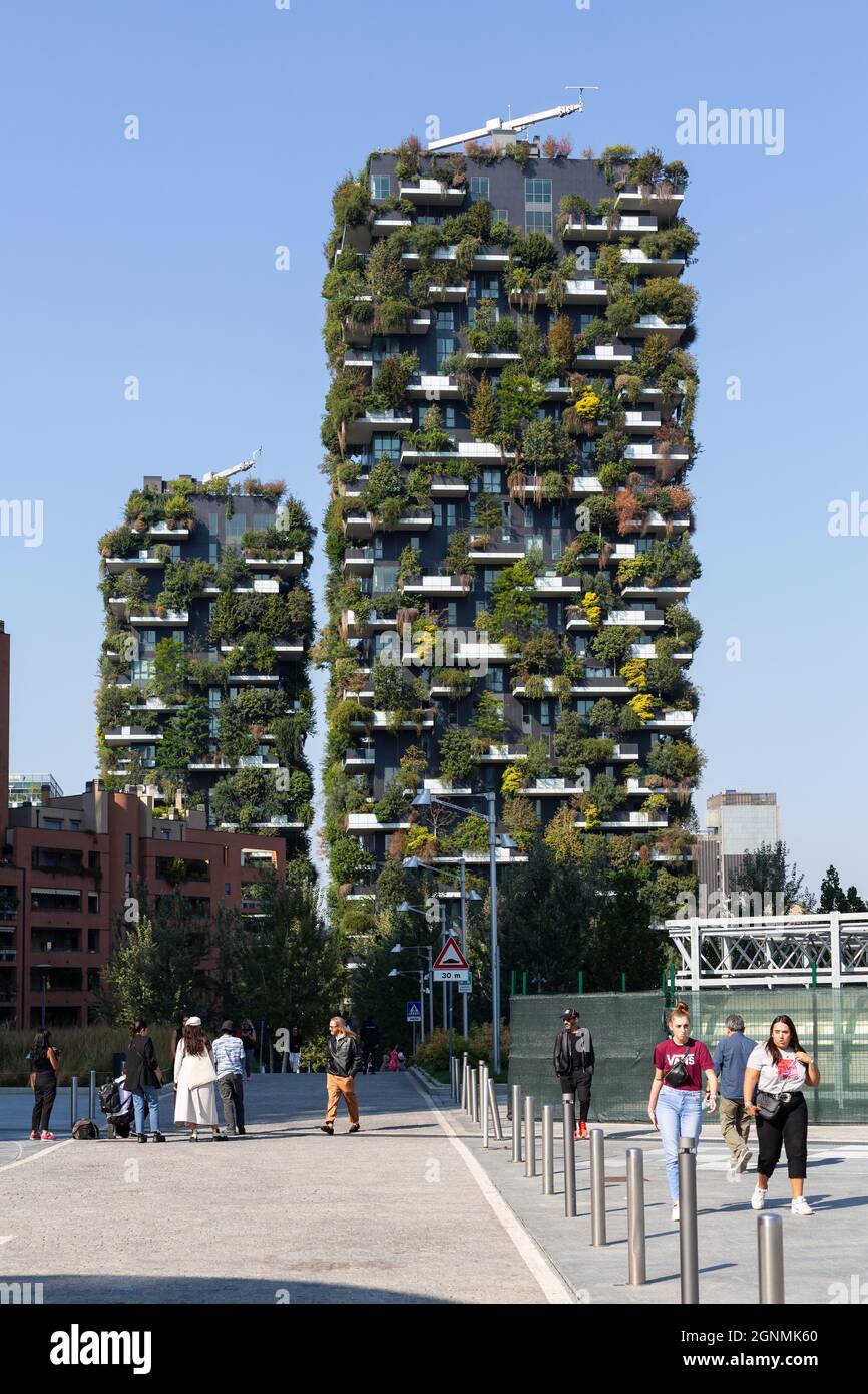 'Bosco Verticale' green buildings and residential towers at the Porta Nuova complex in Milan, Italy Stock Photo