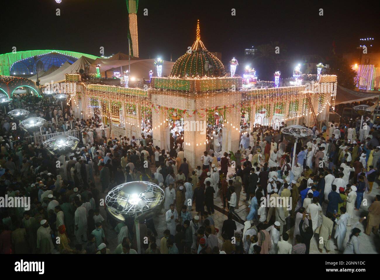 Osman shrine hi-res stock photography and images - Alamy
