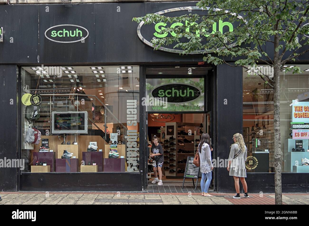 Schuh Logo High Resolution Stock Photography and Images - Alamy