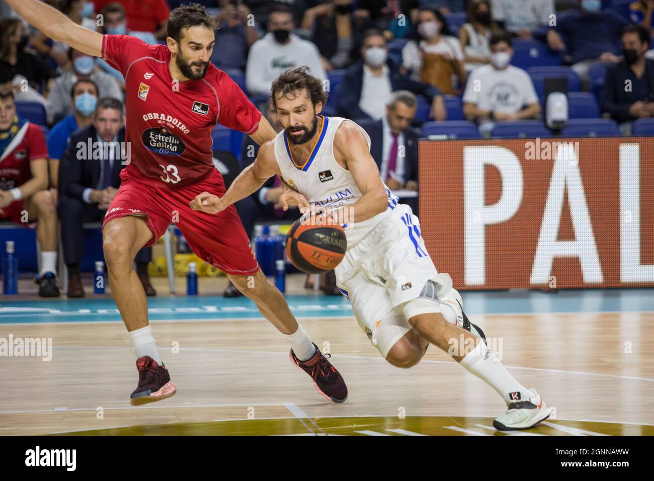 Madrid, Spain. 26th Sep, 2021. Sergio Llull (whjite) during Real Madrid victory over Monbus Obradoiro (78 - 68) in Liga Endesa regular season (day 3) celebrated in Madrid (Spain) at Wizink Center. September 26th 2021. (Photo by Juan Carlos García Mate/Pacific Press) Credit: Pacific Press Media Production Corp./Alamy Live News Stock Photo
