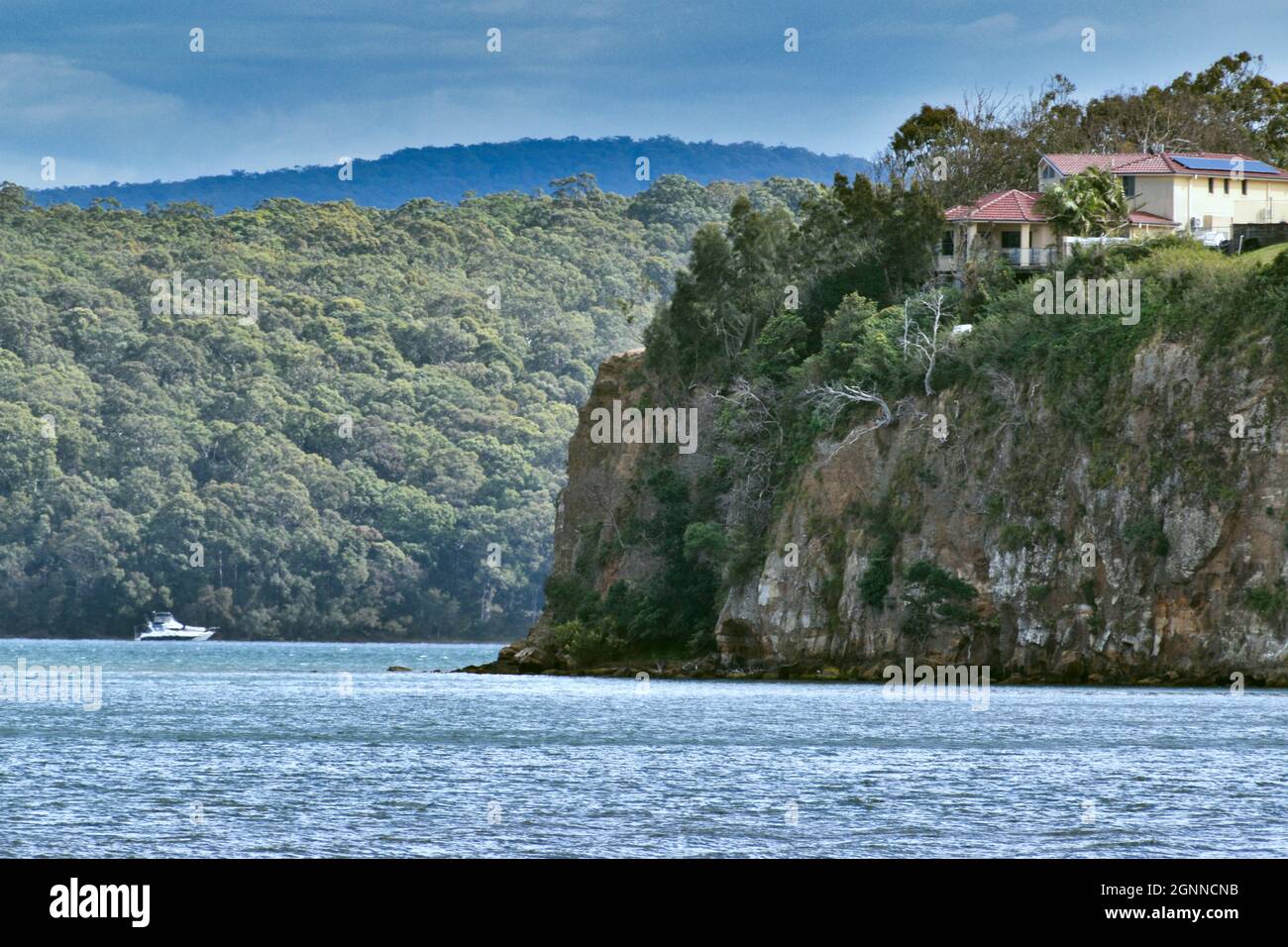 Visual cliff hi-res stock photography and images - Alamy