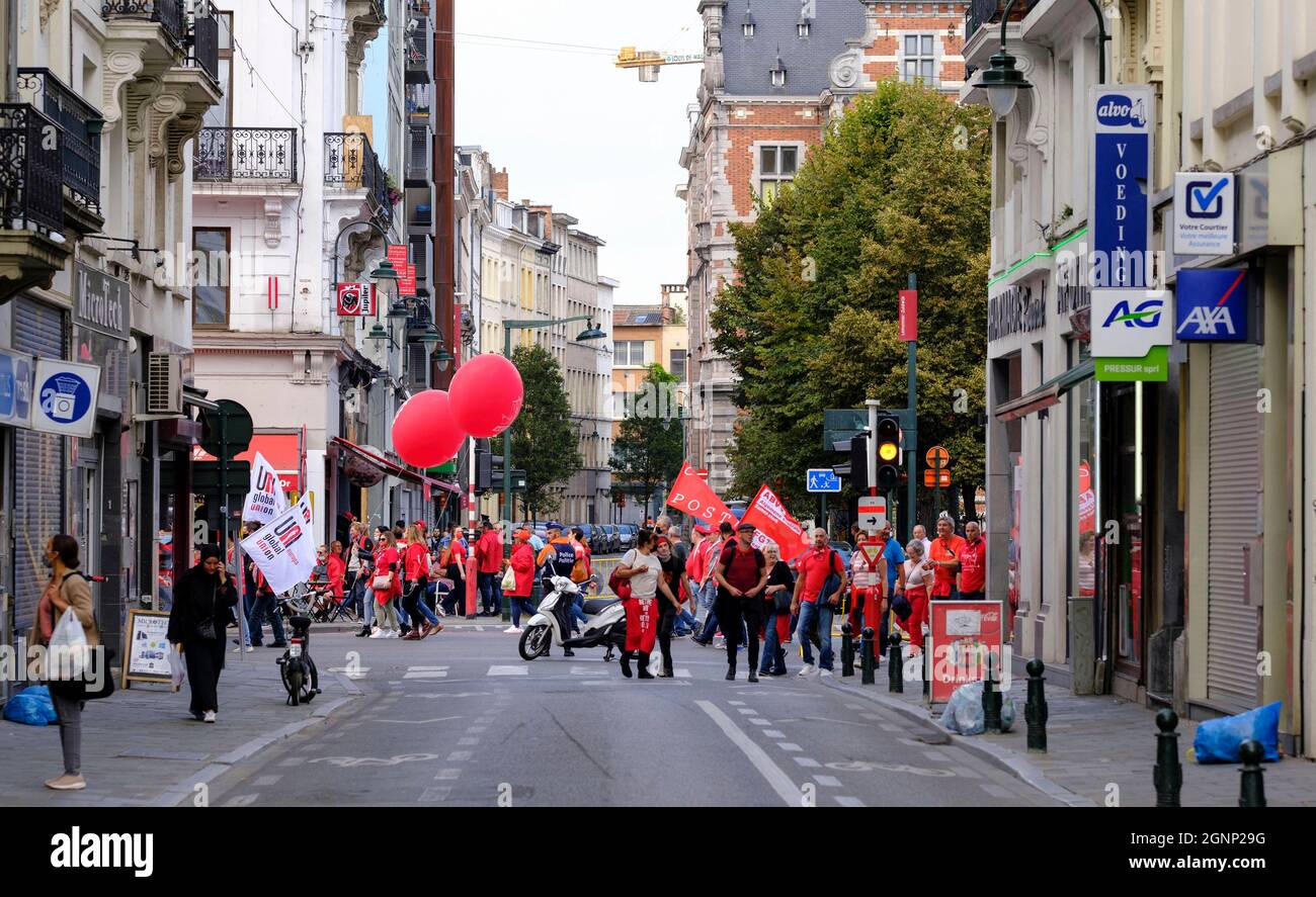 Demonstration by the FGTB for the revision of the law governing the wage bargaining margin, the law on wage standards known as the 1996 law. Brussels, Belgium on September 24, 2021. Photo by Monasse T/ANDBZ/ABACAPRESS.COM Stock Photo