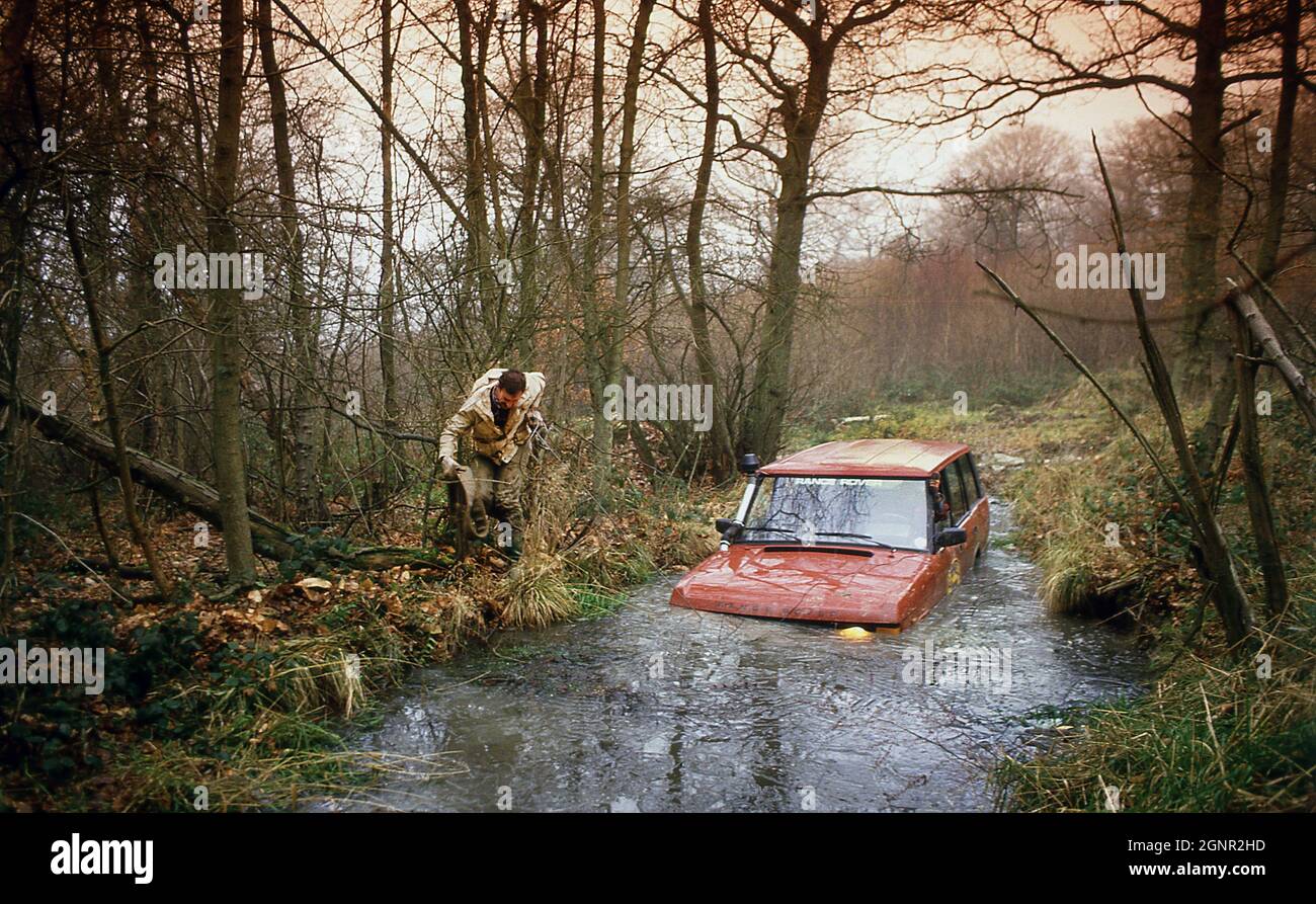 Camel Trophy training with Land Rover at Eastnor Castle Ledbury Herefordshire UK 12/1986 Stock Photo